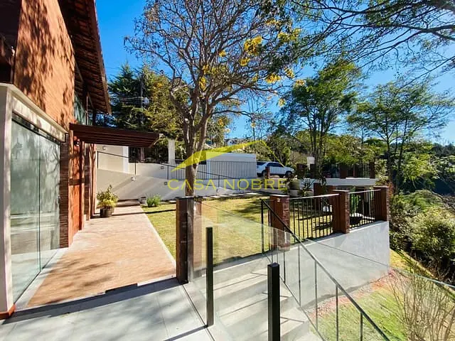 Casa com 760m² 6 quartos e 7 banheiros, à venda, no bairro Pedra Azul em Domingos Martins
