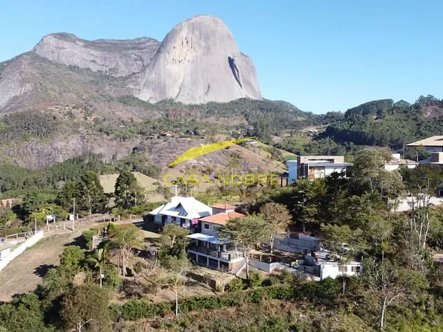 Casa com 760m² 6 quartos e 7 banheiros, à venda, no bairro Pedra Azul em Domingos Martins