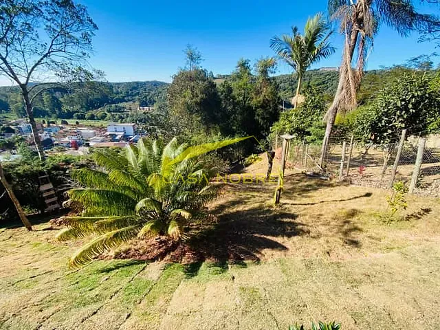 Casa com 760m² 6 quartos e 7 banheiros, à venda, no bairro Pedra Azul em Domingos Martins