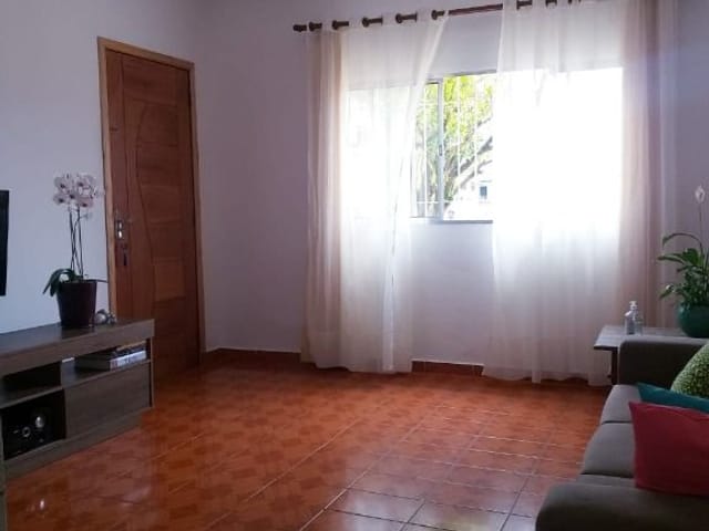 Casa com 282m² 2 quartos e 1 banheiro, à venda, no bairro Parada XV de Novembro em São Paulo