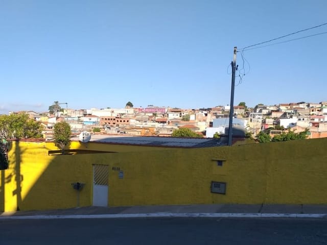 Casa com 282m² 2 quartos e 1 banheiro, à venda, no bairro Parada XV de Novembro em São Paulo