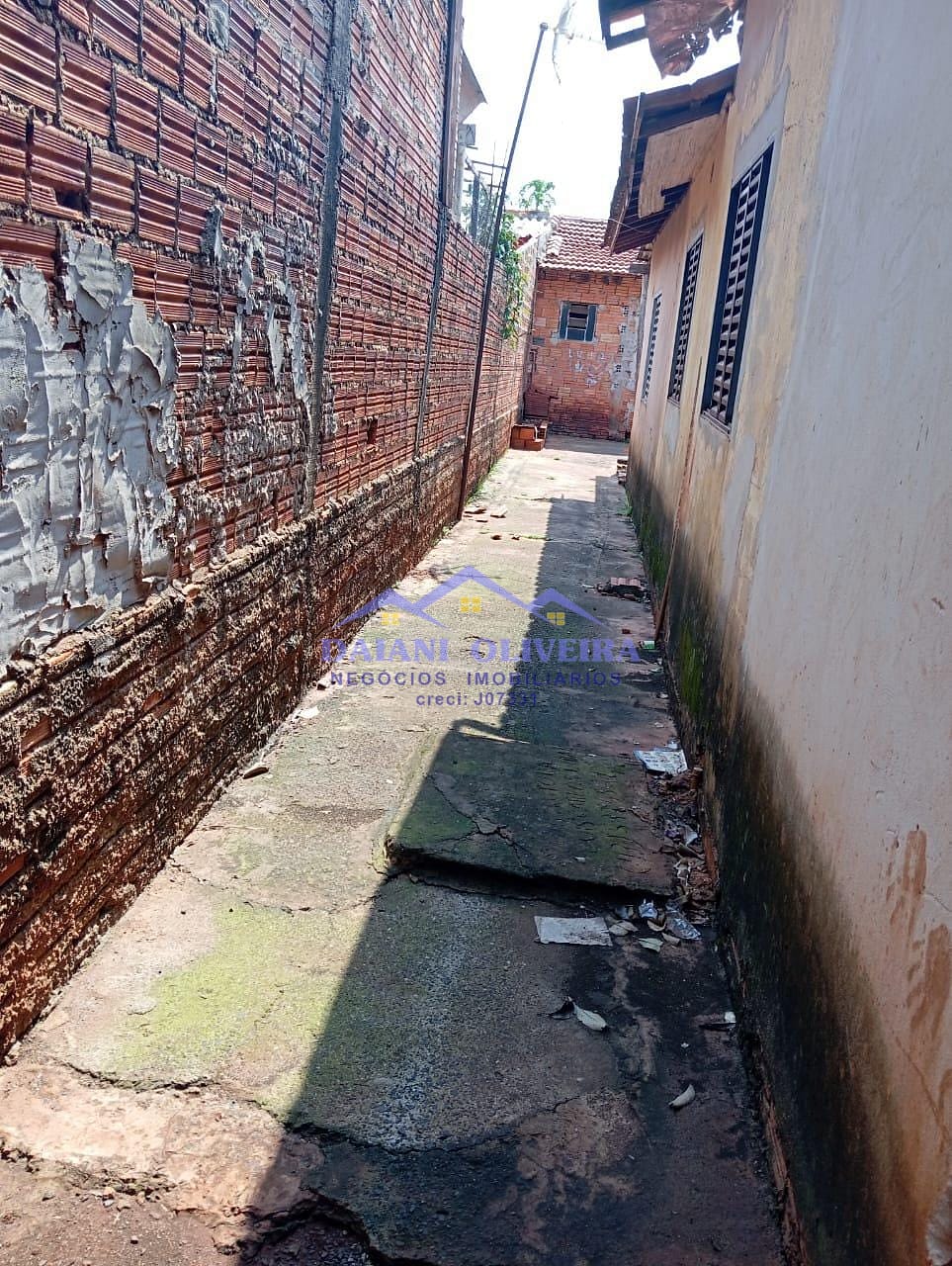 Casa à venda com 3 quartos, 75m² - Foto 8