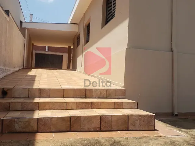 Casa 3 quartos e 1 banheiro, à venda, no bairro Jardim Carlos Gomes em Pirassununga