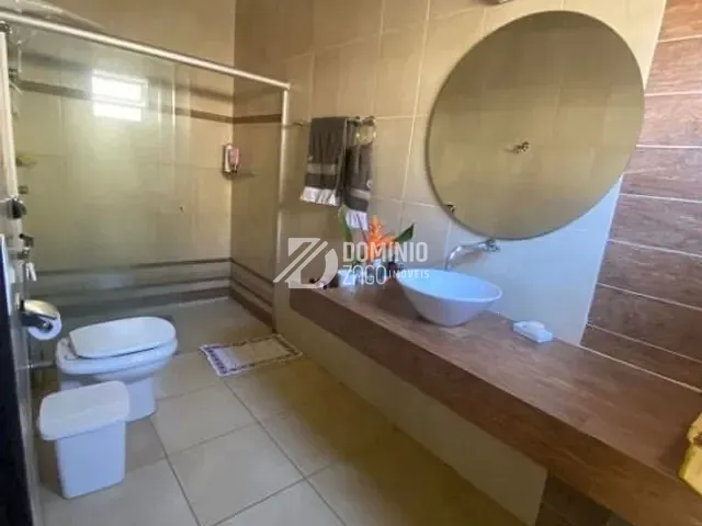 Casa com 420m² 3 quartos e 4 banheiros, à venda, no bairro Parque das Américas em Uberaba