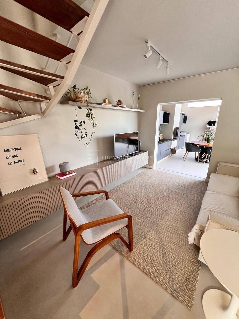 Casa, 3 quartos, 89 m² - Foto 2