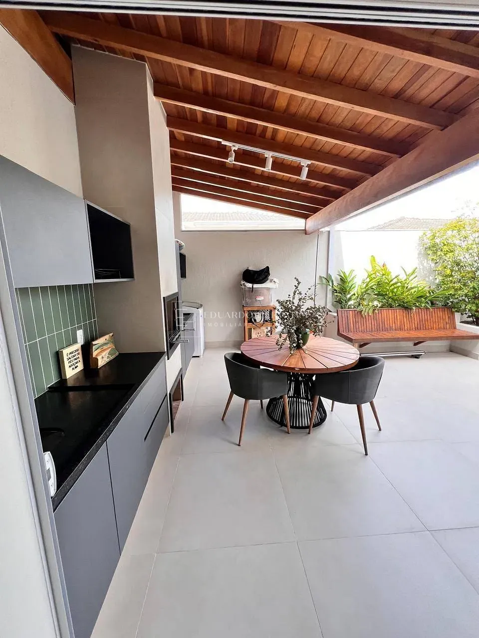 Casa, 3 quartos, 89 m² - Foto 1