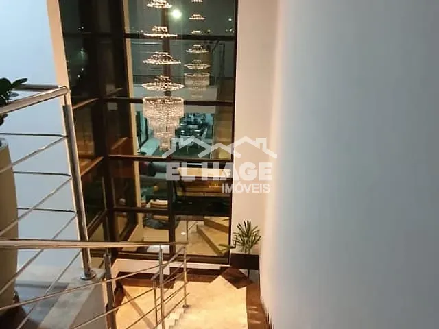 Casa com 580m² 3 quartos e 6 banheiros, à venda, no bairro Jardim Itália em Cuiabá
