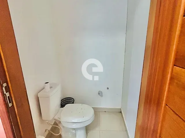Casa com 300m² 2 quartos e 2 banheiros, à venda, no bairro Jutaí em Santarém