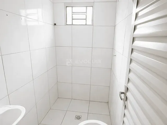 Casa 3 quartos e 2 banheiros, à venda, no bairro Jardim Tropical em Aparecida de Goiânia