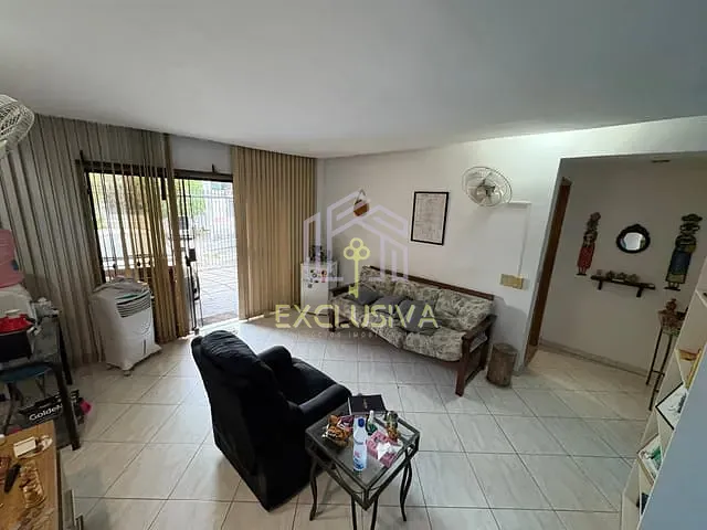 Casa com 317m² 3 quartos e 6 banheiros, à venda, no bairro Jardim Guanabara em Rio de Janeiro