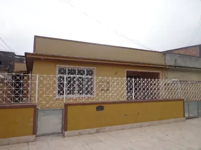 Casa com 100m² 3 quartos e 1 banheiro, à venda, no bairro Juriti em Nova Iguaçu