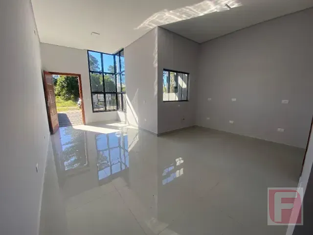 Casa 3 quartos e 1 banheiro, à venda, no bairro Continental em Itapoá