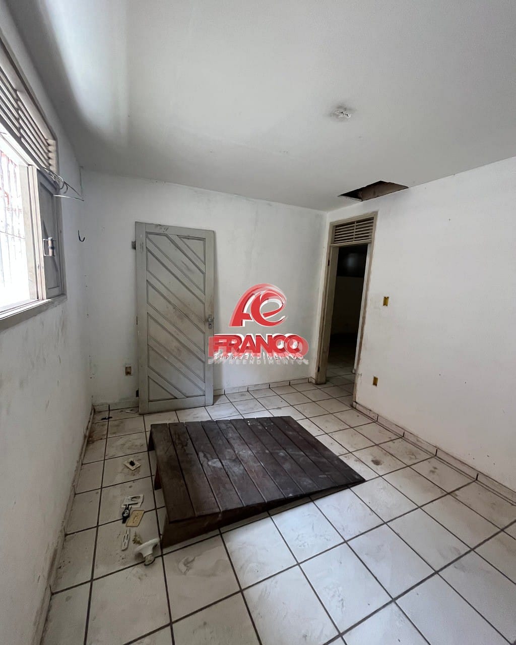 Casa, 10 quartos, 250 m² - Foto 7