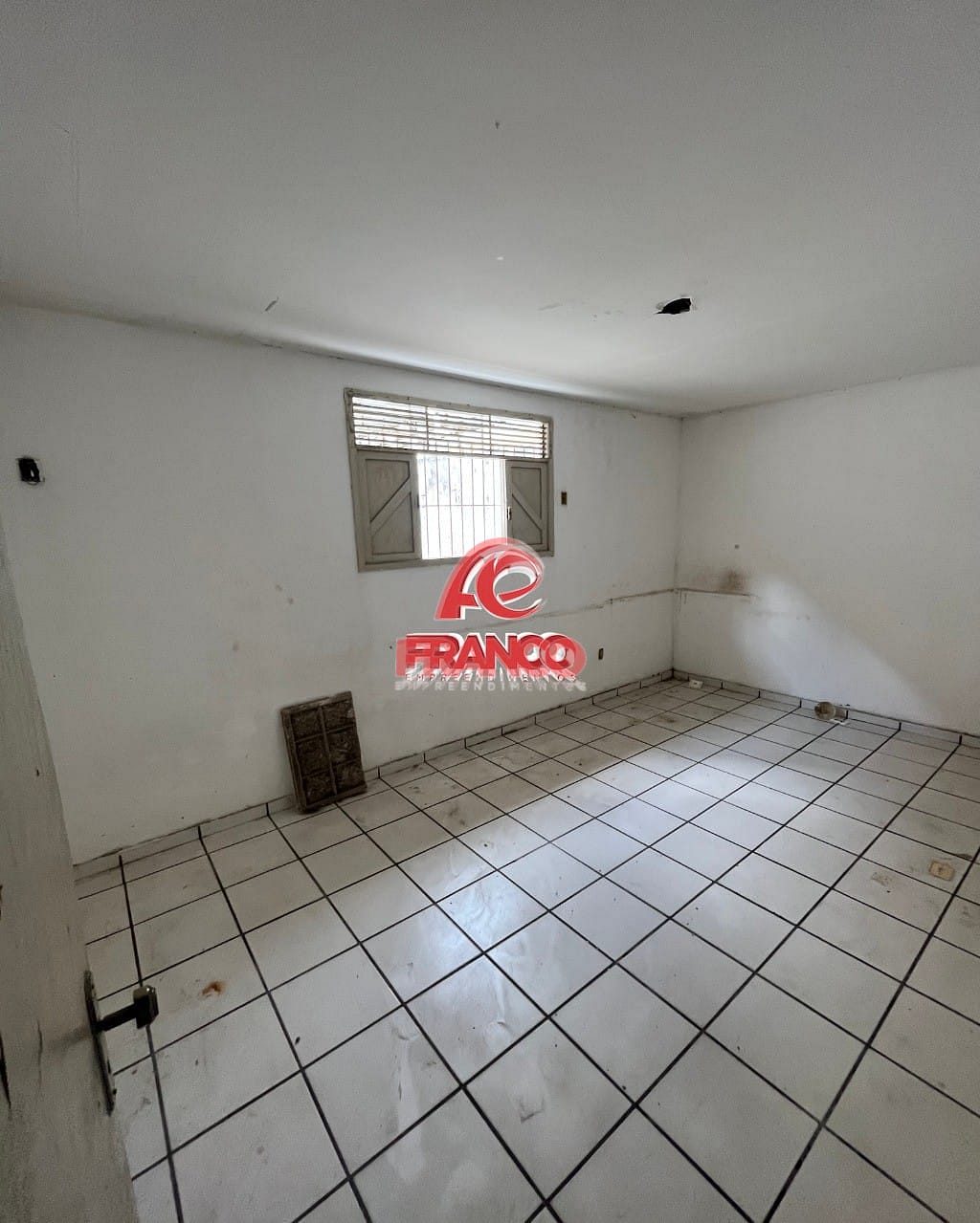 Casa, 10 quartos, 250 m² - Foto 3