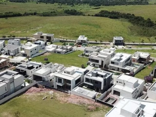 Casa com 554m² 4 quartos e 6 banheiros, à venda, no bairro Condomínio Residencial Alphaville em São José dos Campos