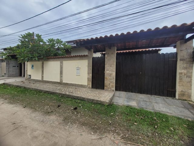 Casa com 360m² 3 quartos e 5 banheiros, à venda, no bairro Itaipu em Niterói