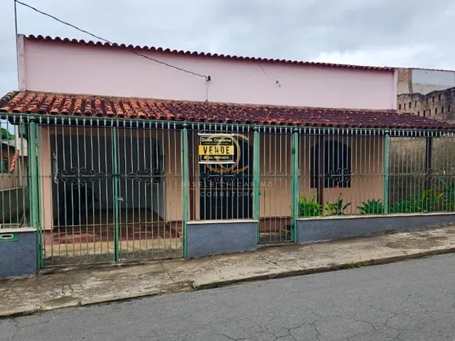Casa com 360m² 4 quartos e 2 banheiros, à venda ou para alugar, no bairro Jardim Valença em Valença