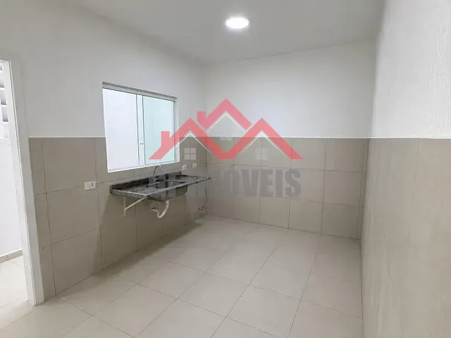 Casa 2 quartos e 1 banheiro, para alugar, no bairro Jardim Martinica em São Paulo