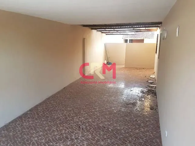 Casa com 229m² 2 quartos e 1 banheiro, à venda, no bairro Centro em Taquaritinga