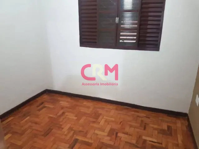 Casa com 229m² 2 quartos e 1 banheiro, à venda, no bairro Centro em Taquaritinga