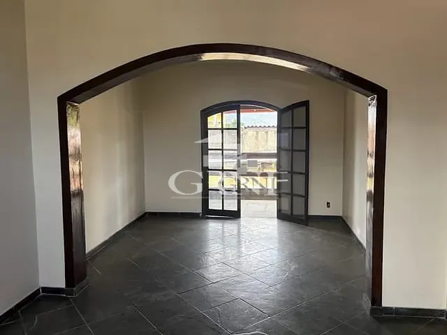 Casa com 660m² 3 quartos e 3 banheiros, à venda, no bairro Campo Grande em Rio de Janeiro