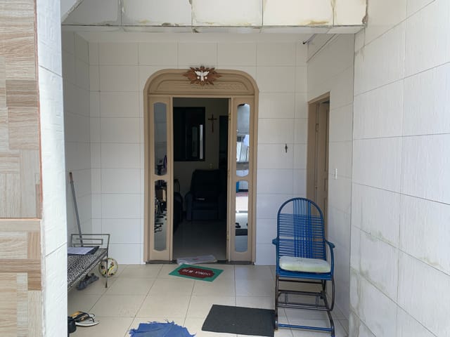 Casa com 180m² 7 quartos e 4 banheiros, à venda, no bairro Bugio em Aracaju
