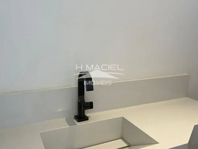 Casa com 300m² 3 quartos e 5 banheiros, à venda, no bairro Jardim Okinawa em Paulínia