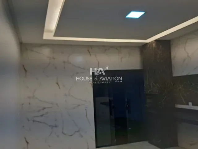 Casa com 150m² 2 quartos e 2 banheiros, à venda, no bairro Jardim Curitiba em Goiânia