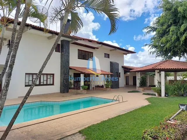 Casa 4 quartos e 7 banheiros, à venda, no bairro Recreio em Vitória da Conquista