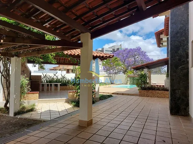 Casa 4 quartos e 7 banheiros, à venda, no bairro Recreio em Vitória da Conquista