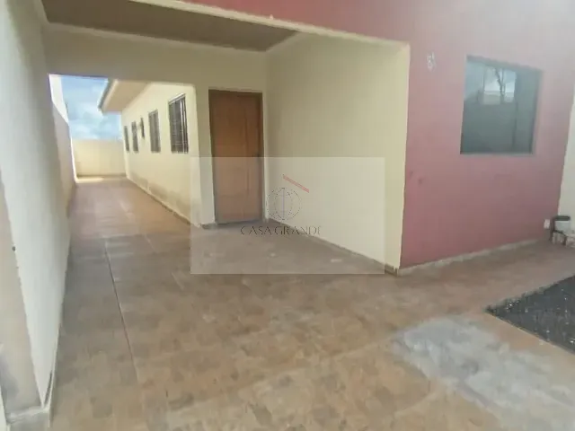 Casa 3 quartos e 1 banheiro, para alugar, no bairro Jardim Catuaí II em Rolândia