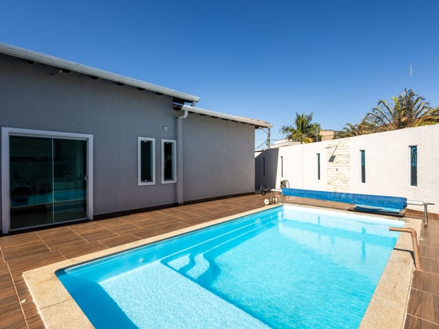 Casa com 400m² 4 quartos e 5 banheiros, à venda, no bairro Setor Habitacional Vicente Pires em Brasília