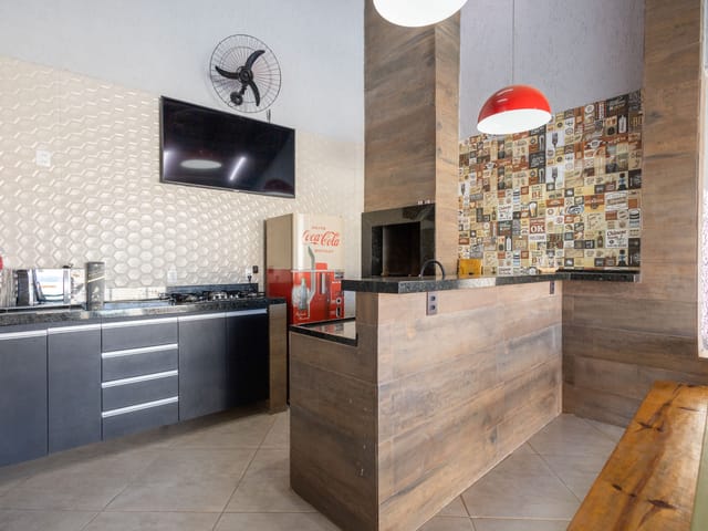 Casa com 400m² 4 quartos e 5 banheiros, à venda, no bairro Setor Habitacional Vicente Pires em Brasília