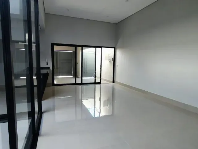 Casa 3 quartos e 2 banheiros, à venda, no bairro Condomínio Villa Verde Bragança em Bragança Paulista