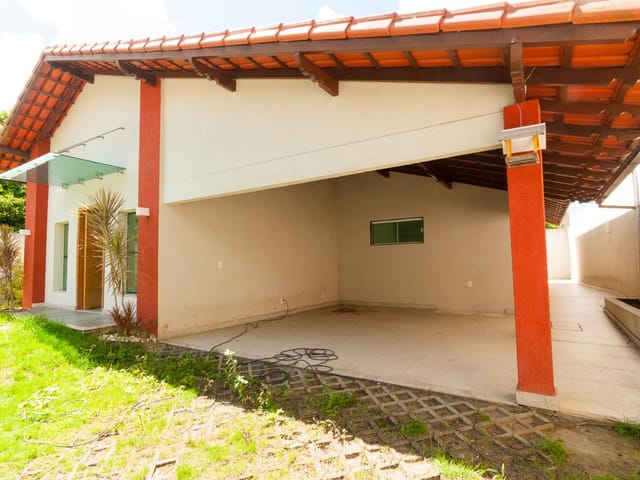 Casa com 390m² 3 quartos e 5 banheiros, à venda, no bairro Mata da Praia em Vitória