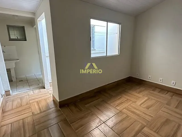 Casa com 70m² 2 quartos e 1 banheiro, à venda, no bairro Jardim Planalto em Salto