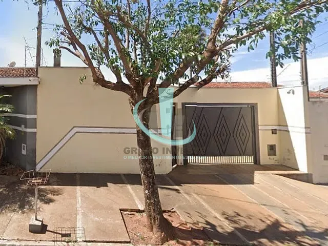 Casa com 270m² 3 quartos e 2 banheiros, à venda, no bairro RESIDENCIAL CAMBUY em ARARAQUARA