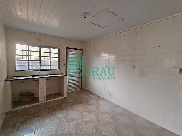 Casa 4 quartos e 2 banheiros, à venda, no bairro Jardim Belvedere em Itapeva
