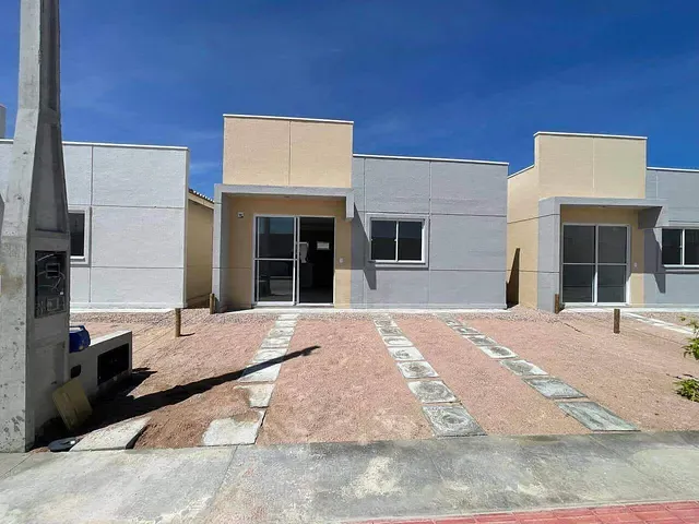 Casa 2 quartos e 2 banheiros, à venda, no bairro Dernival Oliveira em Paulo Afonso