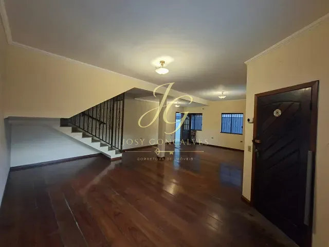 Casa 4 quartos e 4 banheiros, à venda ou para alugar, no bairro Vila Oliveira em Mogi das Cruzes