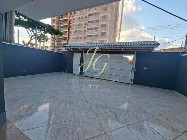 Casa 4 quartos e 4 banheiros, à venda ou para alugar, no bairro Vila Oliveira em Mogi das Cruzes