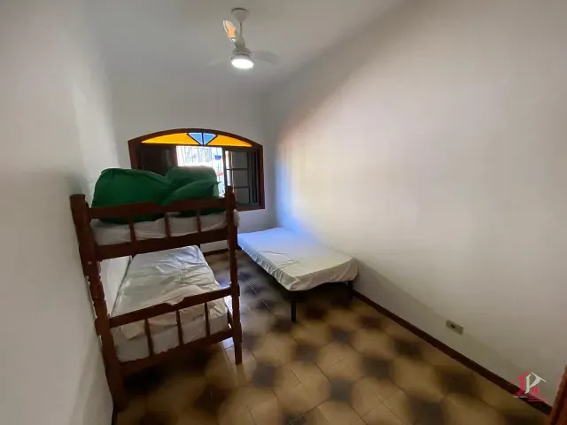 Casa 3 quartos e 2 banheiros, à venda, no bairro Praia dos Sonhos em Itanhaém
