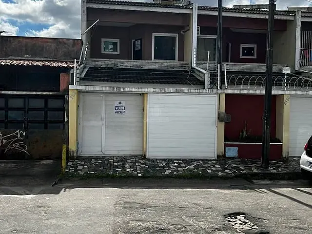Casa 4 quartos e 3 banheiros, à venda, no bairro Rodolfo Teófilo em Fortaleza