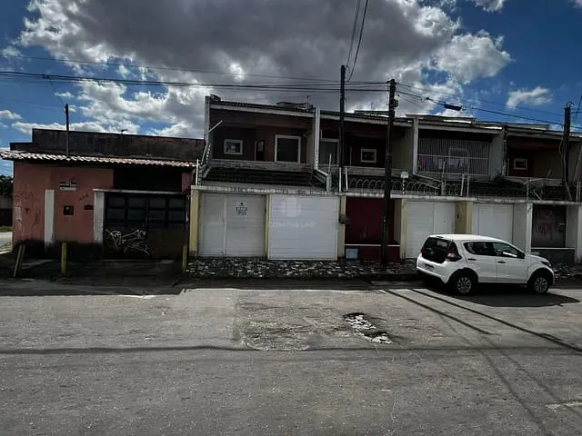 Casa 4 quartos e 3 banheiros, à venda, no bairro Rodolfo Teófilo em Fortaleza