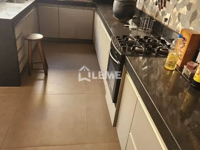 Casa 3 quartos e 2 banheiros, à venda, no bairro Jardim Alvorada em Mococa