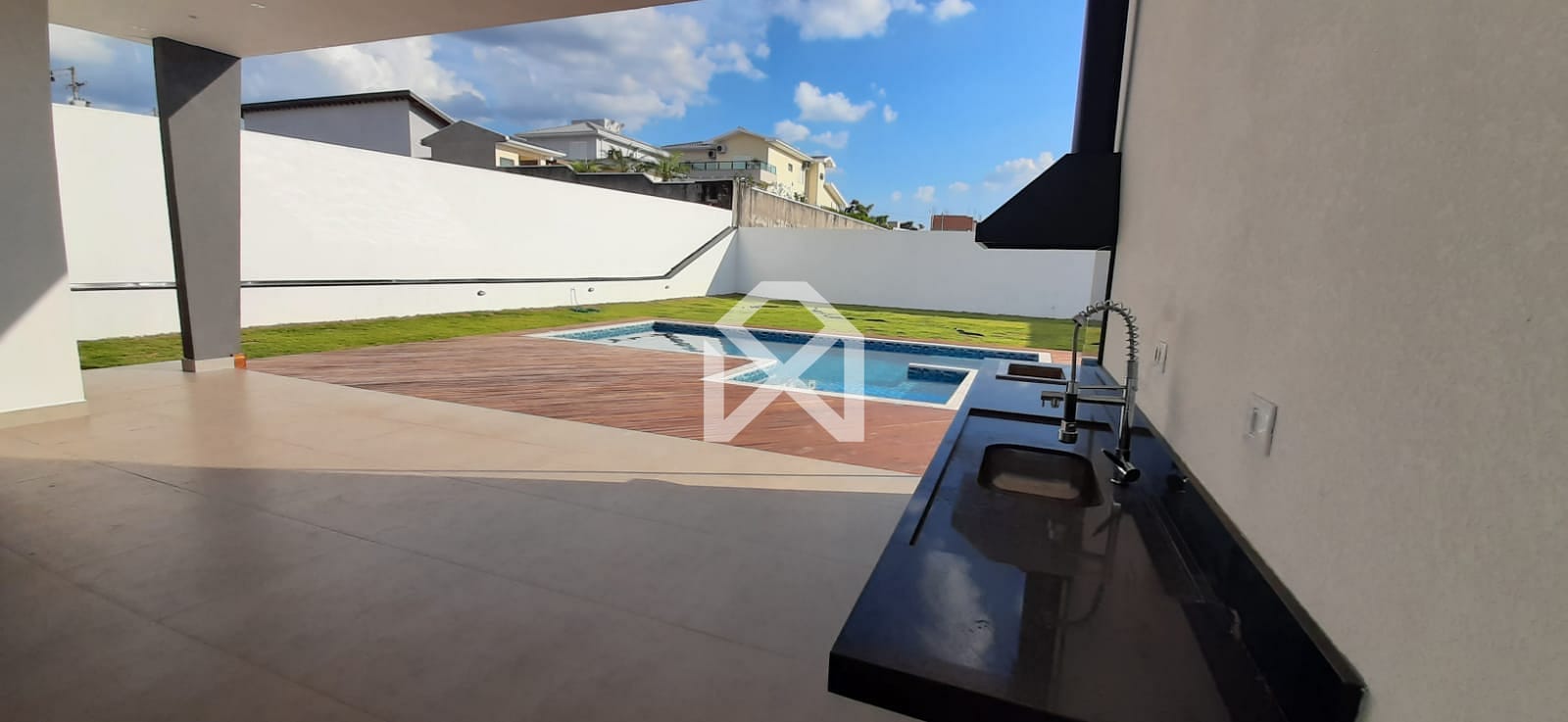 Casa à venda com 3 quartos, 270m² - Foto 10