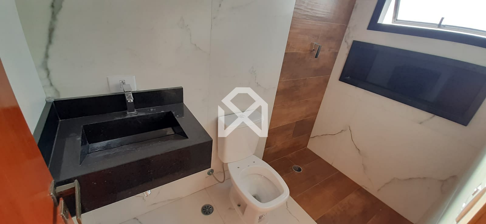 Casa à venda com 3 quartos, 270m² - Foto 16