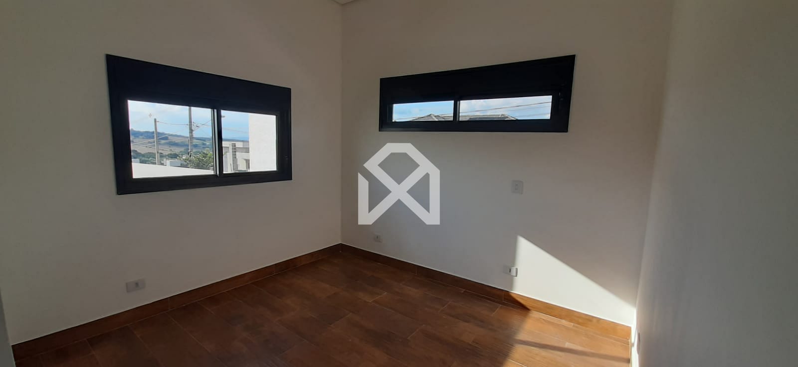 Casa à venda com 3 quartos, 270m² - Foto 14