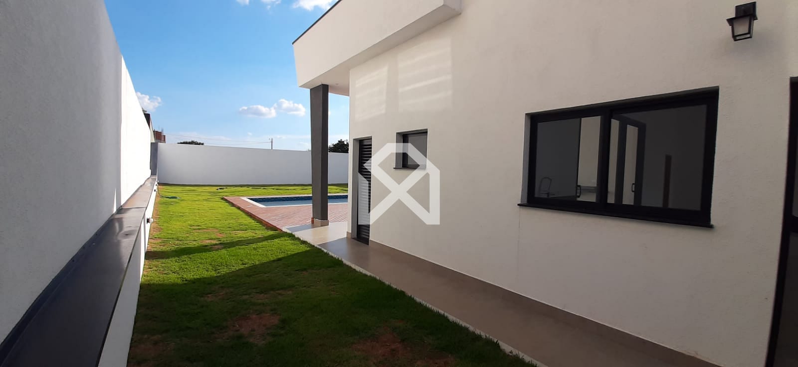 Casa à venda com 3 quartos, 270m² - Foto 9