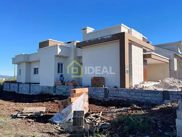 Casa 3 quartos e 1 banheiro, à venda, no bairro São Cristóvão em Concórdia